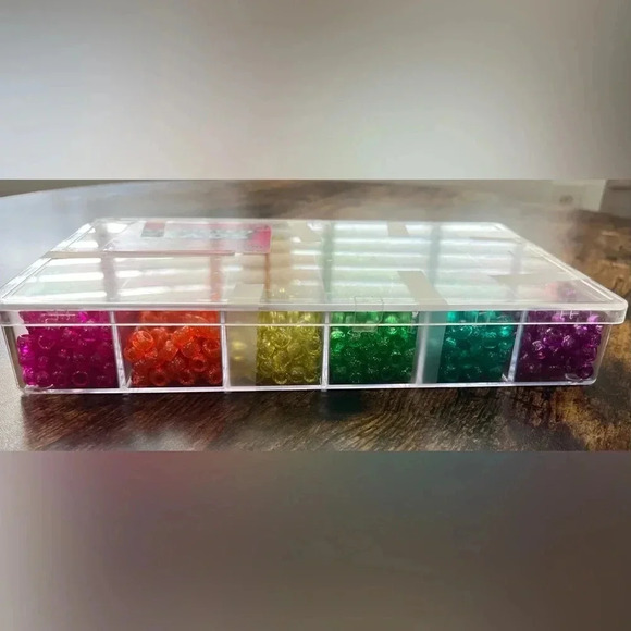 Greene Plastics Corporation | assorted beads set - Picture 3 of 10